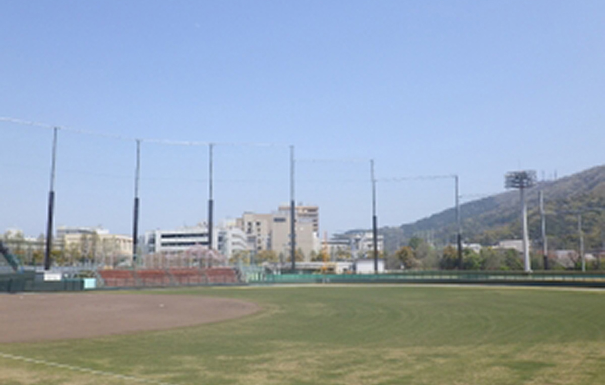 R3徳土　蔵本公園　徳・庄町1　防球ネット設置工事（１）
